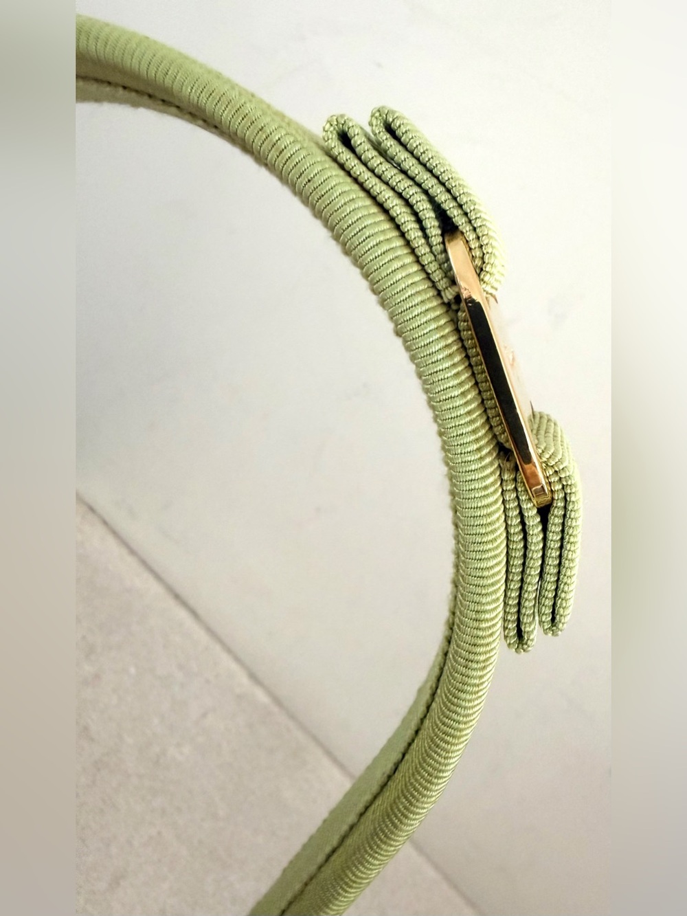 SALVATORE FERRAGAMO Vara Bow Sage Green Grosgrain Headband Gold Logo - Picture 5 of 6